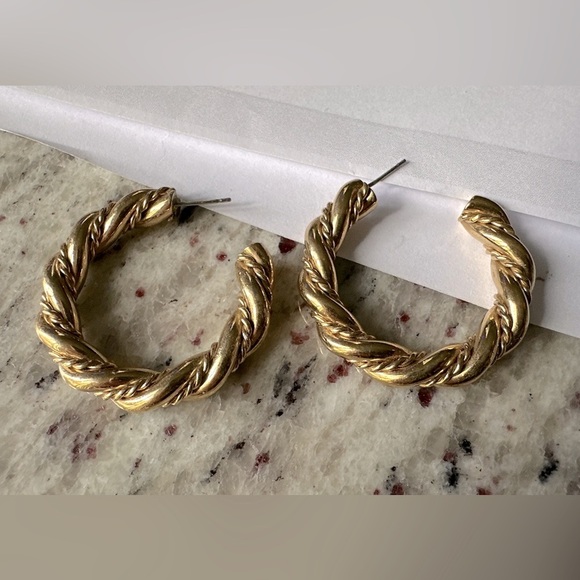 1970s Vintage Gold Plated Twisted Hoop Earrings - Picture 5 of 5